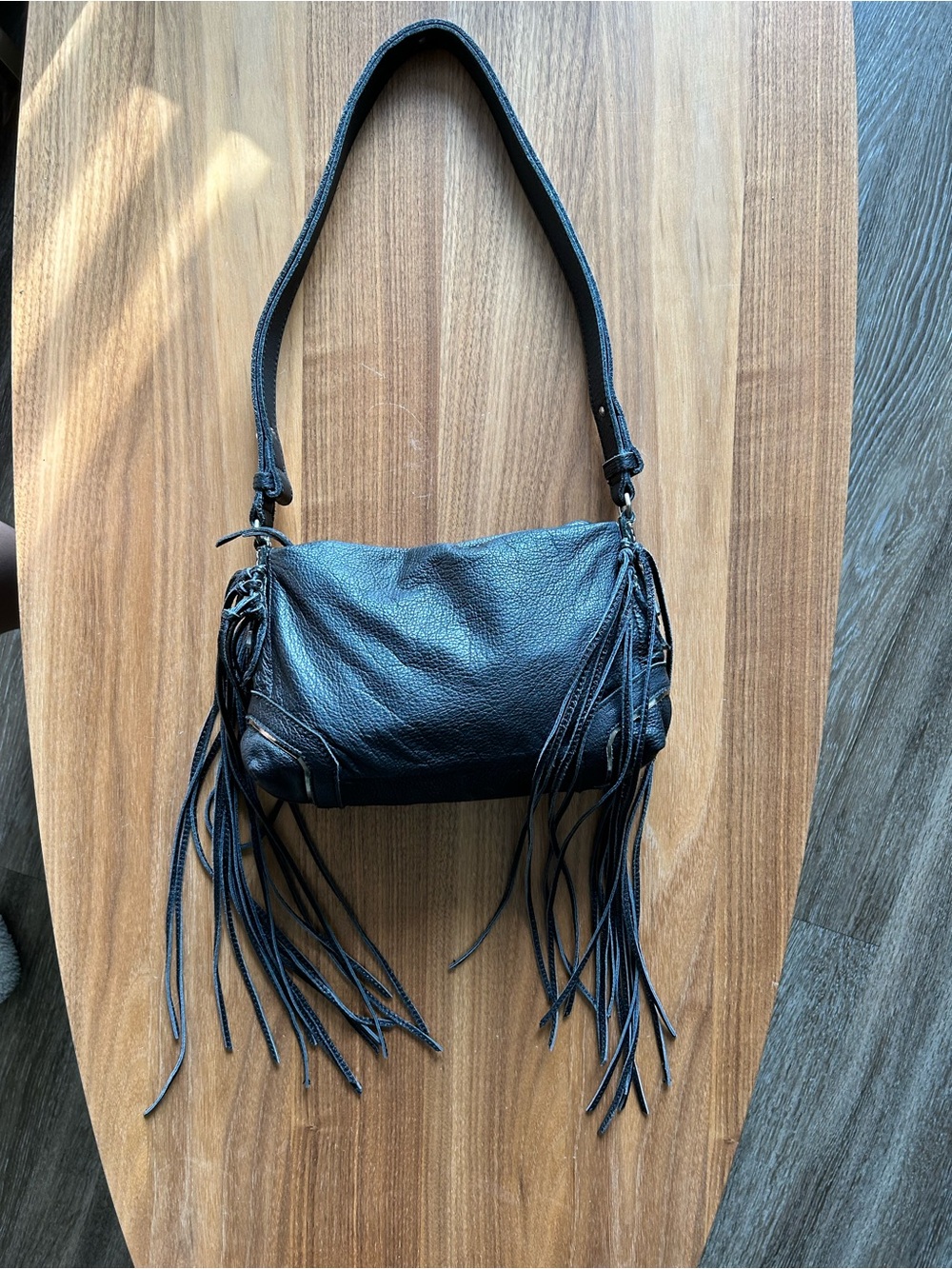 Liebeskind Berlin Crossbody Shoulder Bag - Classic Women’s Style - Picture 8 of 16